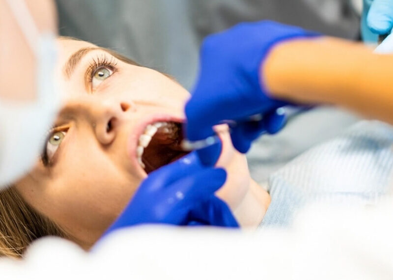 Wisdom Teeth Removal: The Complete Recovery Timeline & Care Guide